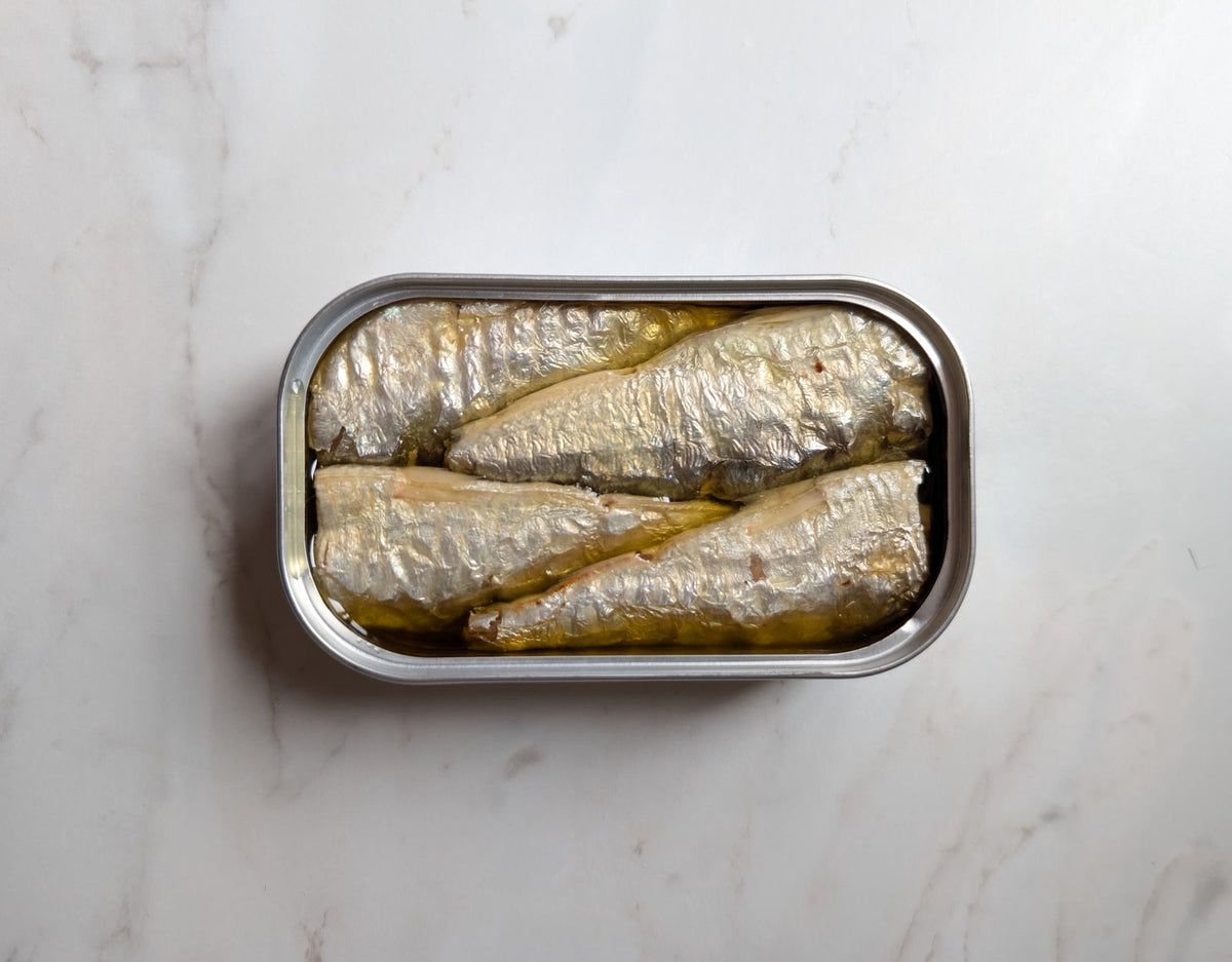Tin of sardines in oil